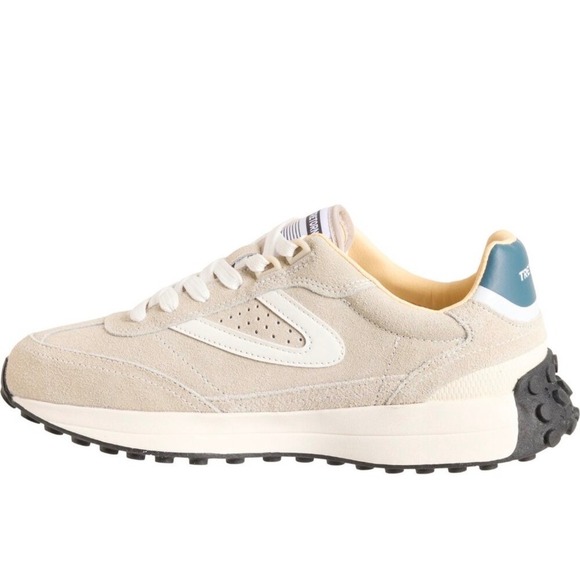 Tretorn NWT women's Katie Leather Tan  Sneakers Size 8 - Picture 2 of 7